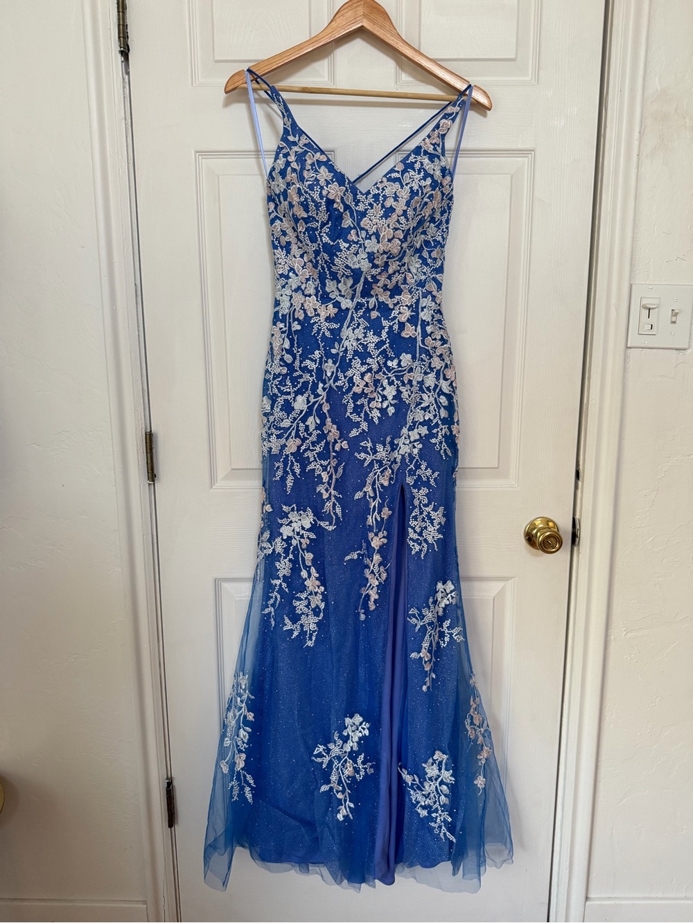 Blue Floral Embroidered V-Neck Spaghetti Strap Evening Dress